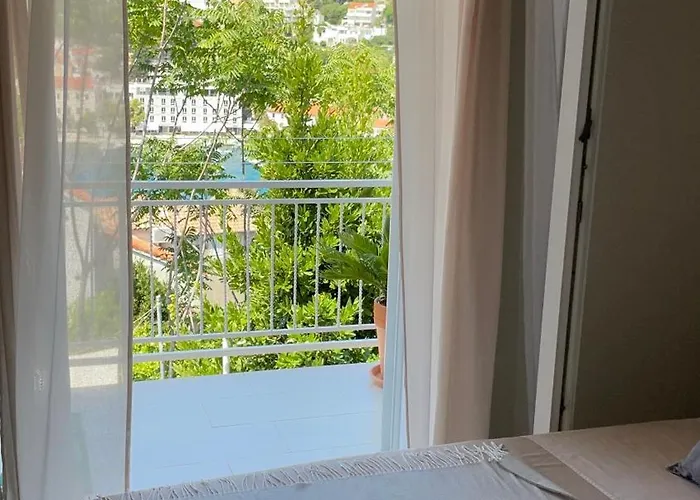 Yukka Comfor Center Hvar With Parking *